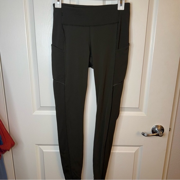 Lululemon Speed Up Tight *Full-On Luxtreme 28" Women’s Size 6 Dark Olive - Picture 9 of 9
